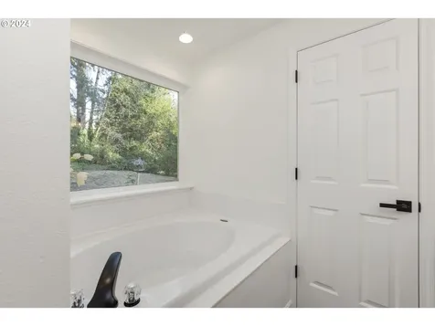 120 SE Ginseng Drive Estacada OR 97023