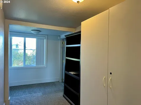 376 S Wall Street Coos Bay OR 97420