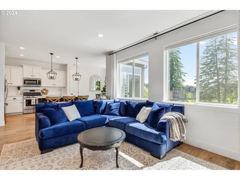 12044 SE Punch Bowl Falls Court Happy Valley OR 97086