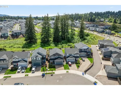 12044 SE Punch Bowl Falls Court Happy Valley OR 97086