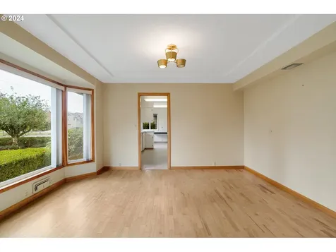 19531 Central Point Road Oregon City OR 97045