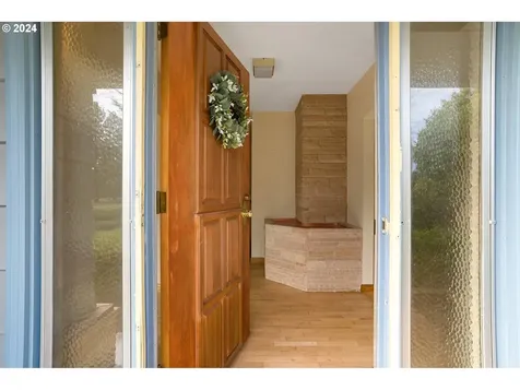 19531 Central Point Road Oregon City OR 97045