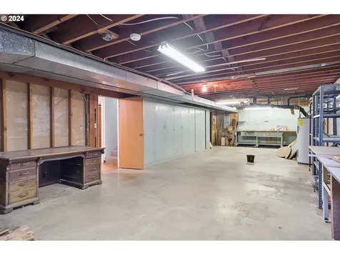 19531 Central Point Road Oregon City OR 97045
