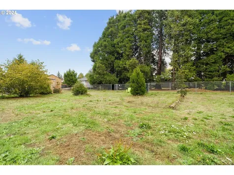 19531 Central Point Road Oregon City OR 97045