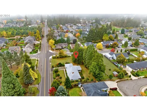 19531 Central Point Road Oregon City OR 97045