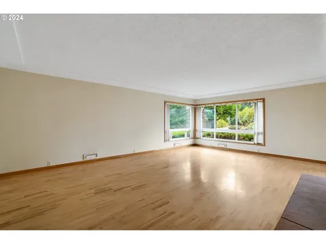 19531 Central Point Road Oregon City OR 97045