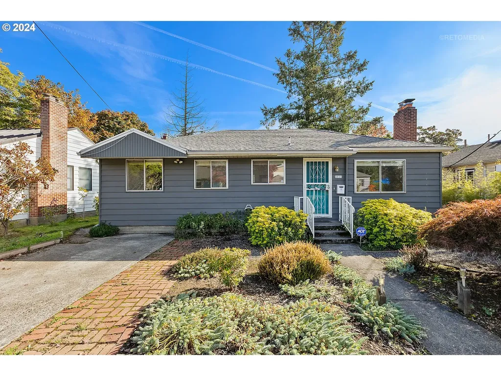4020 SE 49th Avenue Portland OR 97206