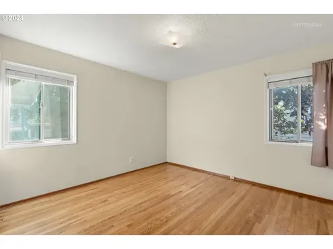 4020 SE 49th Avenue Portland OR 97206