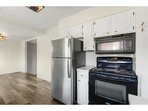 4020 SE 49th Avenue Portland OR 97206