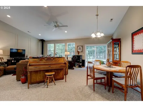 19691 SE Semple Road Damascus OR 97089