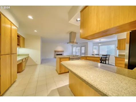11881 SW 126th Place Portland OR 97223