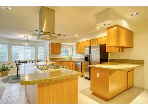 11881 SW 126th Place Portland OR 97223