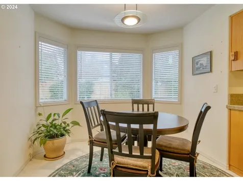 11881 SW 126th Place Portland OR 97223