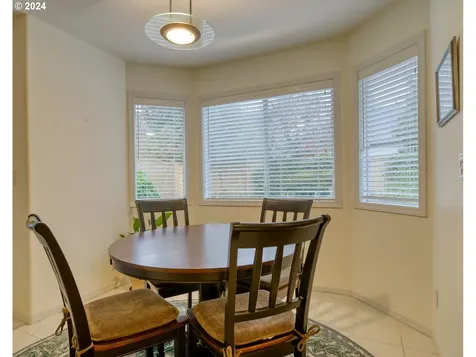 11881 SW 126th Place Portland OR 97223