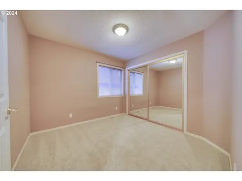 11881 SW 126th Place Portland OR 97223