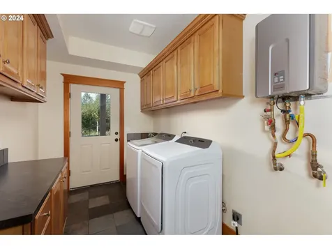770 NW Angel Heights Road Stevenson WA 98648