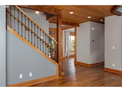 770 NW Angel Heights Road Stevenson WA 98648