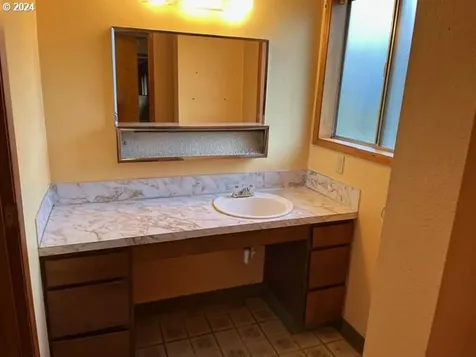 4308 NE 49th Street Vancouver WA 98661