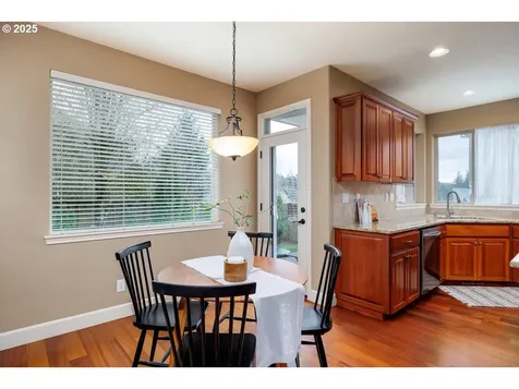 5310 NW Primino Avenue Portland OR 97229