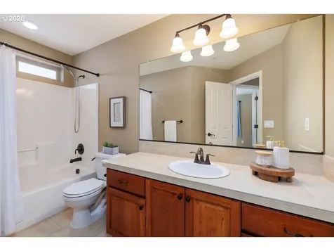 5310 NW Primino Avenue Portland OR 97229
