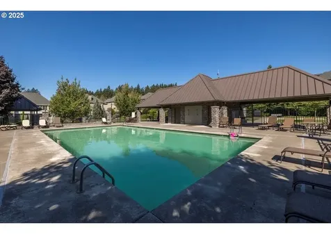 5310 NW Primino Avenue Portland OR 97229