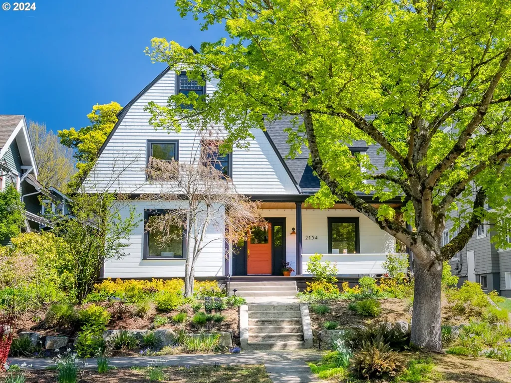 2134 Ne 17th Avenue Portland OR 97212