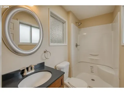 3065 NE Lincoln Street Hillsboro OR 97124