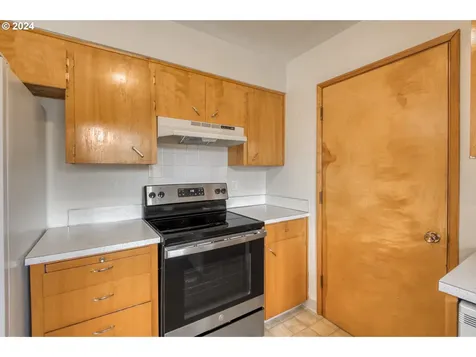 3065 NE Lincoln Street Hillsboro OR 97124