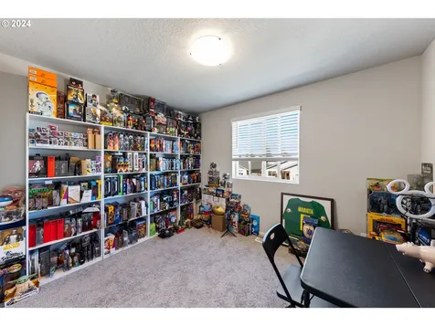 1934 Smith Drive Woodburn OR 97071