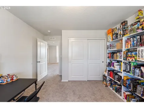 1934 Smith Drive Woodburn OR 97071