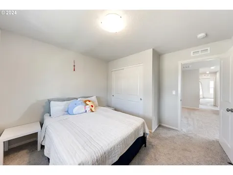 1934 Smith Drive Woodburn OR 97071