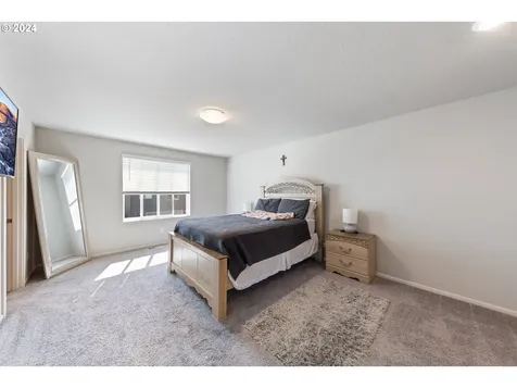 1934 Smith Drive Woodburn OR 97071