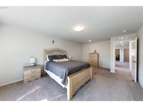 1934 Smith Drive Woodburn OR 97071