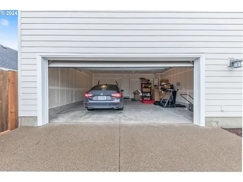 1934 Smith Drive Woodburn OR 97071