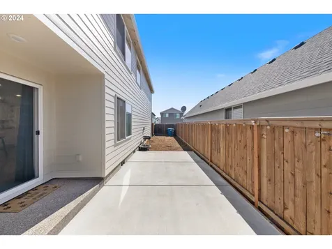 1934 Smith Drive Woodburn OR 97071