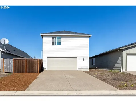 1934 Smith Drive Woodburn OR 97071