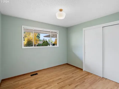 640 NE 199th Avenue Portland OR 97230