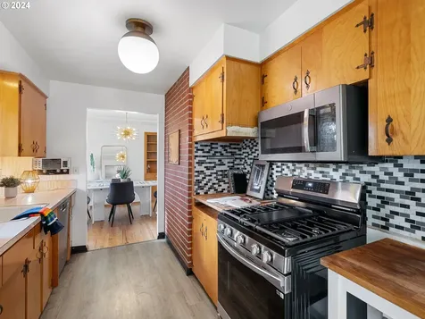 640 NE 199th Avenue Portland OR 97230