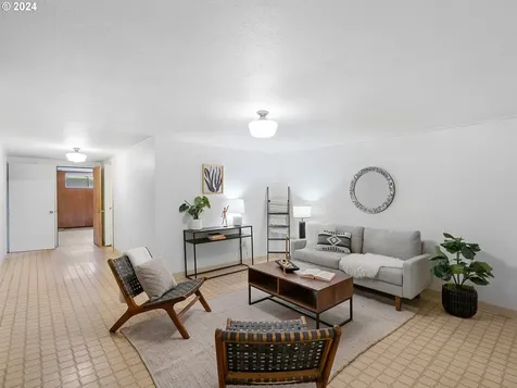 640 NE 199th Avenue Portland OR 97230