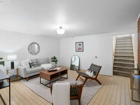 640 NE 199th Avenue Portland OR 97230
