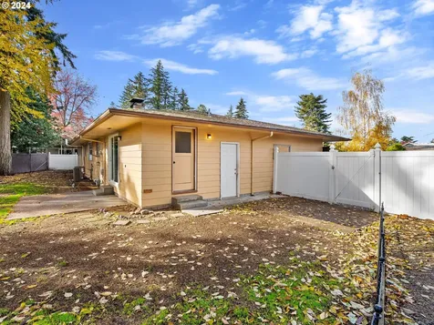 640 NE 199th Avenue Portland OR 97230