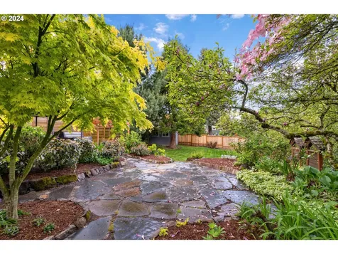 7227 Se Taylor Street Portland OR 97215