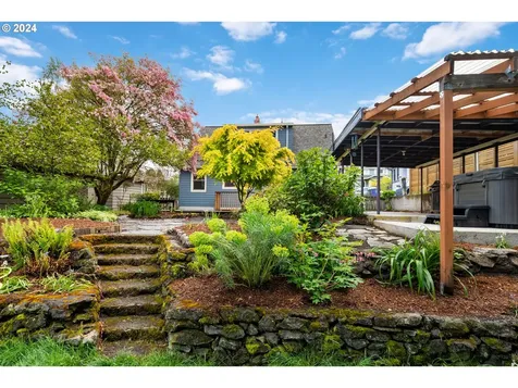 7227 Se Taylor Street Portland OR 97215