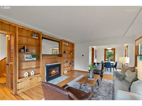 7227 Se Taylor Street Portland OR 97215