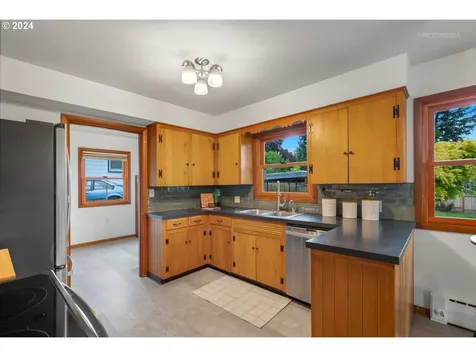 7227 Se Taylor Street Portland OR 97215