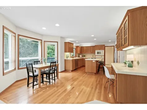 2756 Ne Aurora Drive Hillsboro OR 97124