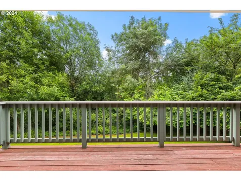 2756 Ne Aurora Drive Hillsboro OR 97124