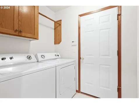 2756 Ne Aurora Drive Hillsboro OR 97124