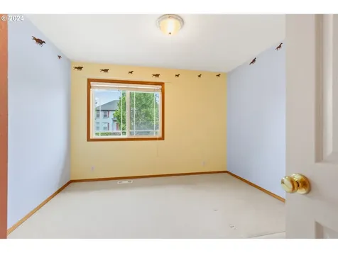 2756 Ne Aurora Drive Hillsboro OR 97124