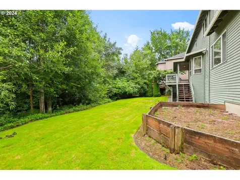 2756 Ne Aurora Drive Hillsboro OR 97124